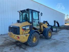 2019 CATERPILLAR 908M