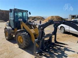 2019 CATERPILLAR 908M