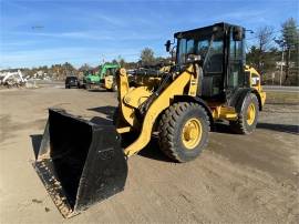 2017 CATERPILLAR 906M