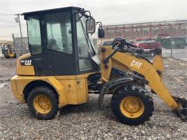 2007 CATERPILLAR 904B