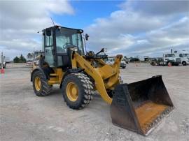 2016 CATERPILLAR 908M