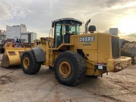 2004 DEERE 824J