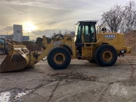 2004 DEERE 824J