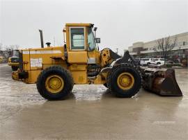 2000 VOLVO L70D