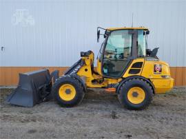 2021 VOLVO L25H