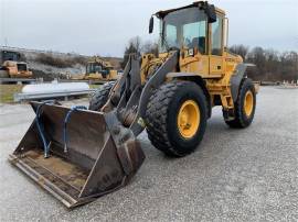 2004 VOLVO L60E