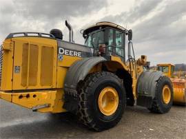 2015 DEERE 744K