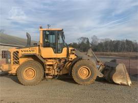 2011 VOLVO L70F