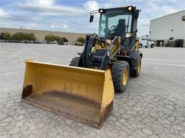 2019 DEERE 244L