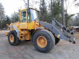 2003 VOLVO L60E