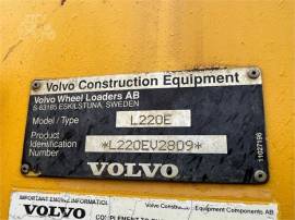 2003 VOLVO L220F