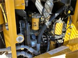 2010 CATERPILLAR 930H