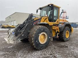 2018 VOLVO L120H