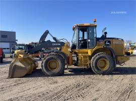 2019 DEERE 624L