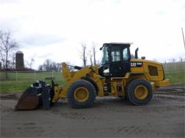 2017 CATERPILLAR 926M