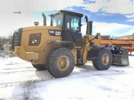 2015 CATERPILLAR 938K