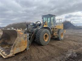 2006 DEERE 744J