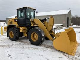 2017 CATERPILLAR 938M