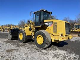 2011 CATERPILLAR 938H