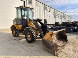 2011 DEERE 244J