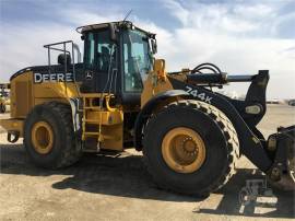 2014 DEERE 744K