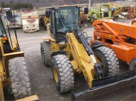 2010 CATERPILLAR 930H