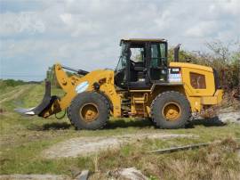 2015 CATERPILLAR 938K