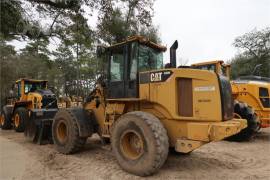 2011 CATERPILLAR 930H