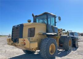 2014 CATERPILLAR 938K