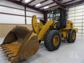 2014 CATERPILLAR 938K