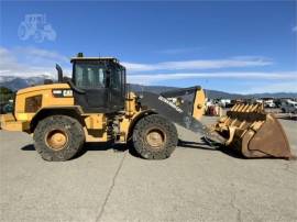 2017 CATERPILLAR 938M