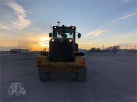 2014 CATERPILLAR 938K