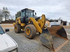 2014 CATERPILLAR 938K