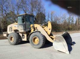 2015 CATERPILLAR 938K