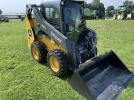 2023 DEERE 318G