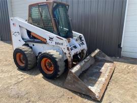 2001 BOBCAT 863