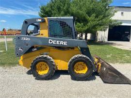 2011 DEERE 332D