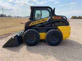 2017 NEW HOLLAND L220