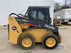 2017 DEERE 316GR