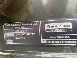 2017 NEW HOLLAND L228