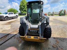 2018 DEERE 324E