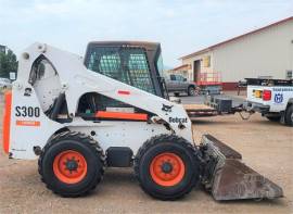 2005 BOBCAT S300