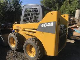 2004 GEHL 4840