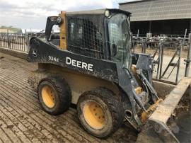 2018 DEERE 324E