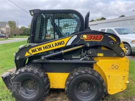 2021 NEW HOLLAND L318