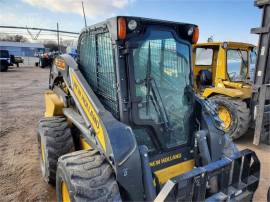 2015 NEW HOLLAND L230