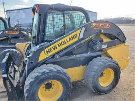 2015 NEW HOLLAND L230