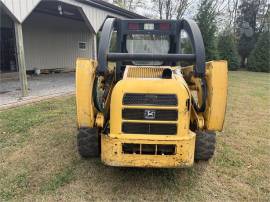 2004 DEERE 270