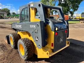 2015 DEERE 326E