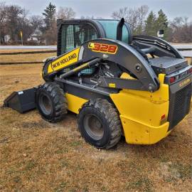 2022 NEW HOLLAND L328